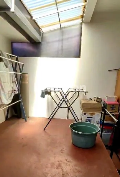 image RUMAH HOOK, NYAMAN, SEMI FURNISHED, ADA LANTAI 2 NYA (7)