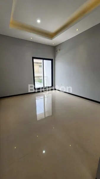 image RUMAH GRESS 2 LANTAI -DEKAT ITS SUTEREJO (5)