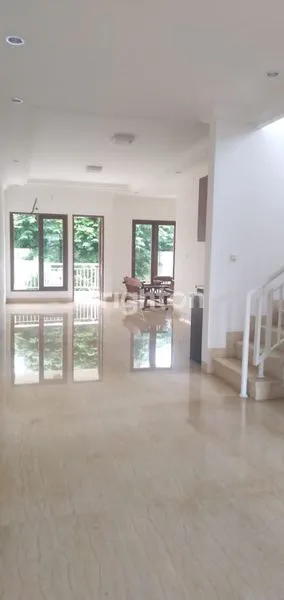 image RUMAH MEWAH ELIT CANTIK SIAP HUNI (8)