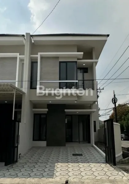 image KUTISARI INDAH MINIMALIS 2 LANTAI DEKAT TENGGILIS, RUNGKUT (1)