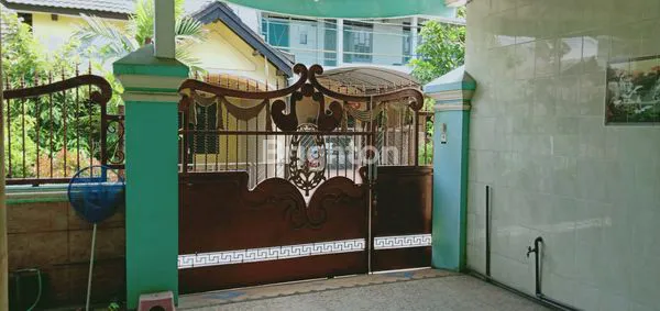 image RUMAH 2 LANTAI DALAM CLUSTER DILINGKUNGAN NYAMAN SIAP HUNIDELTASARI INDAH (2)