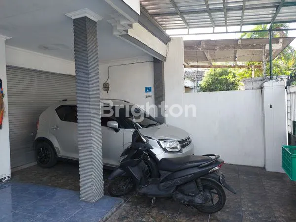 image RUMAH 1.5LANTAI MURAH TERAWAT DEKAT PAPAYA DARMO ! JUAL SIMPANG DARMO PERMAI SELATAN  (2)