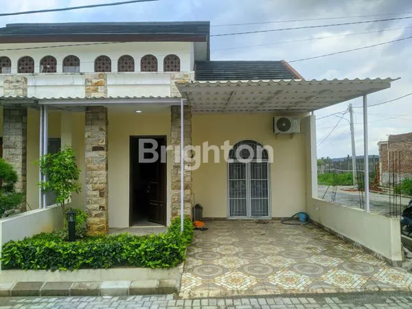 image RUMAH CANTIK ASRI SIAP HUNI (1)