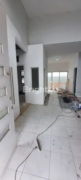 image RUMAH BARU GRESS BUKIT PALMA CITRALAND SURABAYA DEKAT CIPUTRA UNIVERSITAS HOSPITAL PELICAN HILL NORTHWEST GWALK (3)