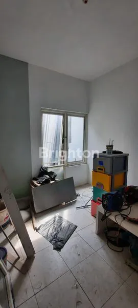 image RUMAH BARU GRESS BUKIT PALMA CITRALAND SURABAYA DEKAT CIPUTRA UNIVERSITAS HOSPITAL PELICAN HILL NORTHWEST GWALK (7)