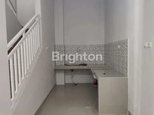 image RUMAH MEWAH STRATEGIS DI PUSAT KOTA DEPOK (7)