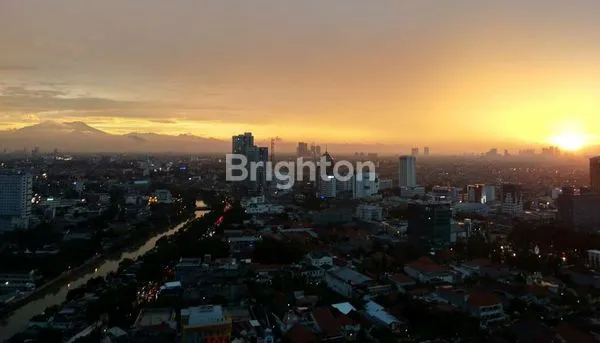 image PENTHOUSE TRILLIUM APARTMENT (1)