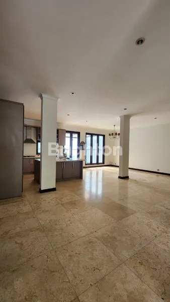 image RUMAH CIRENDEU (3)