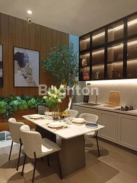 image RUMAH INDENT 3 LANTAI DENGAN 5 KAMAR (6)