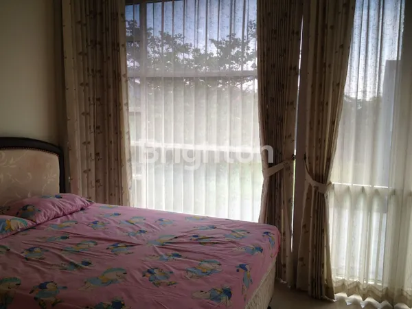 image RUMAH SIAP HUNI ROYAL RESIDENCE ADDINGTON SEMI FURNISH WIYUNG SURABAYA (4)