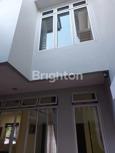 image RUMAH SECOND JALAN KECAPI, JAGAKARSA, JAKARTA SELATAN CAKEP ! (5)