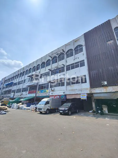 image RUKO PASAR TURI DENGAN LIFT BARANG KOMPLEK RUKO SINAR GALAXY, LOKASI STRATEGIS BERADA DI PUSAT GROSIR SURABAYA (2)