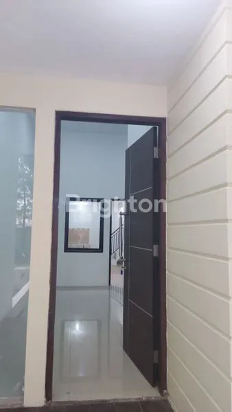 image RUMAH MINIMALIS DI CITRA LAKE SAWANGAN (2)