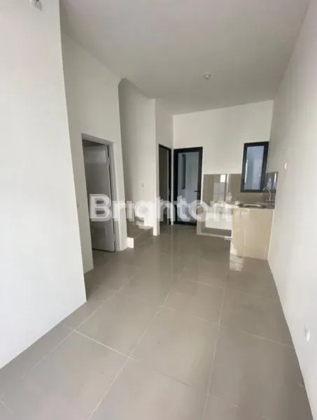 image RUMAH 2 LANTAI BARU GRESS, SIAP HUNI SELANGKAH KE PAKUWON CITY MULYOSARI SUTOREJO ITS UNAIR (2)