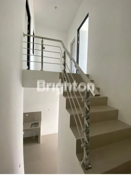 image RUMAH 2 LANTAI BARU GRESS, SIAP HUNI SELANGKAH KE PAKUWON CITY MULYOSARI SUTOREJO ITS UNAIR (4)