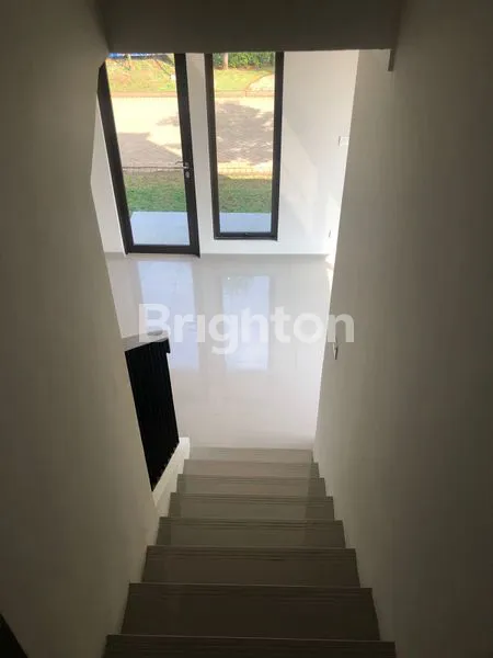 image RUMAH HOOK DI GRAHA RAYA BELUM PERNAH DIHUNI (5)