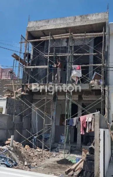 image RUMAH BARU 2 LANTAI MEWAH DI DARMO PERMAI TIMUR STRATEGIS (8)