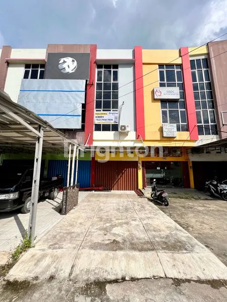 RUKO 1 PINTU LOKASI STRATEGIS  SIAP PAKAI DI DI DAERAH SAKO