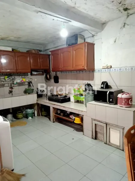 image RUMAH DAN TEMPAT USAHA PRODUKTIF YANG RAMAI PENGUNJUNG BATUJAJAR CIMAREME BATUJAJAR (6)