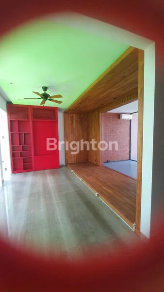 image RUMAH JL. KAVLING KPBD, KEBAYORAN LAMA, JAKARTA BARAT  (3)