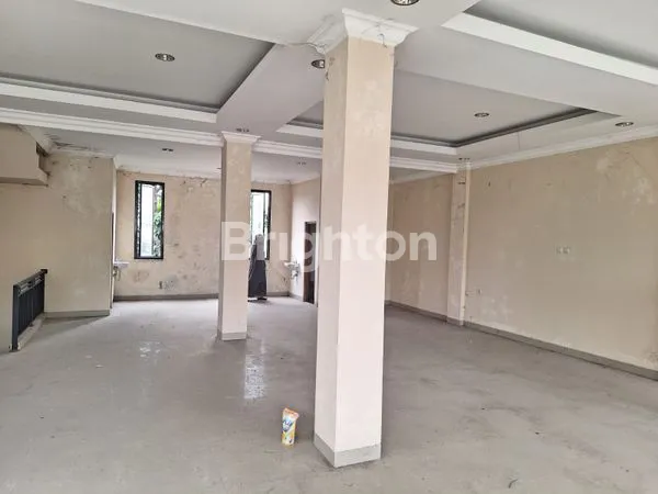 image RUKO GANDENG 3 LANTAI (4)