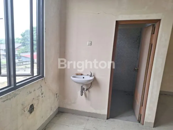 image RUKO GANDENG 3 LANTAI (6)