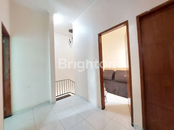 image JUAL RUMAH 2 LANTAI PANDAN WANGI SULFAT MALANG (6)