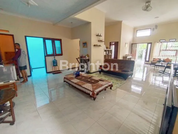 image RUMAH SIAP HUNI TERAWAT BAGUS AREA BURING MALANG (6)