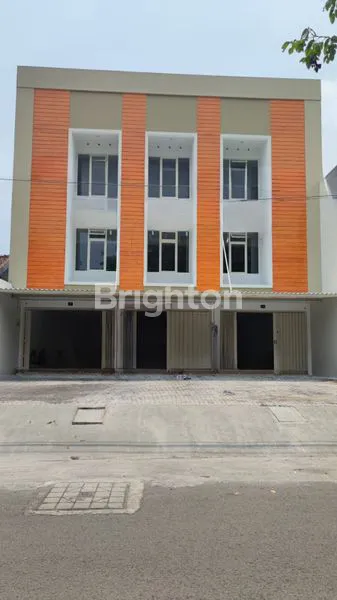 Gambar Property RUKO BARU GRESS SIAP UNTUK USAHA - GAYUNGSARI BARAT