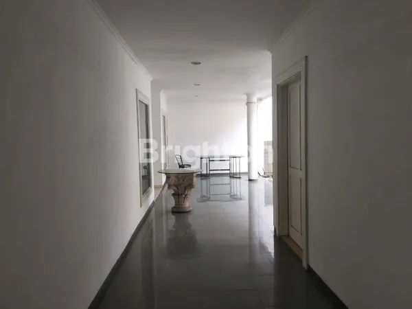image DISEWAKAN RUMAH PUSAT KOTA STRATEGIS NO RENOV 4 KT   (8)