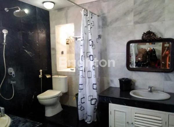 image RUMAH ANTIK, 3 LANTAI DAERAH KOL. MASTURI (6)