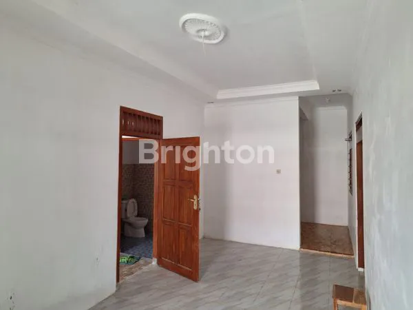 image RUMAH SELESAI RENOV DI BELAKANG SMAN 4 MANAHAN (7)