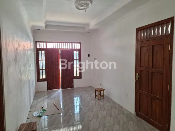 image RUMAH SELESAI RENOV DI BELAKANG SMAN 4 MANAHAN (4)