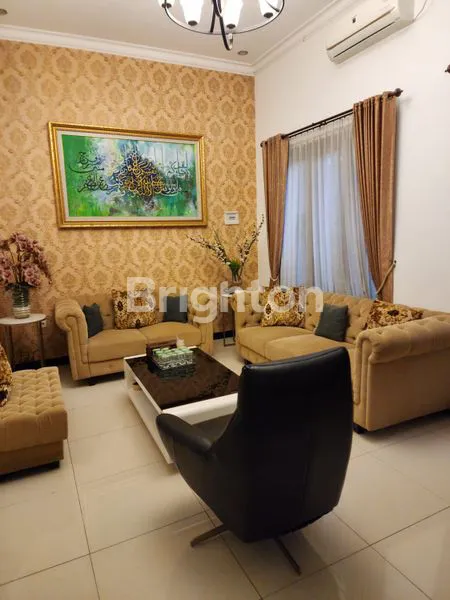 image HUNIAN MEWAH SURABAYA DALAM CLUSTER ROW JALAN LUAS, KOMPLEK ELIT (2)