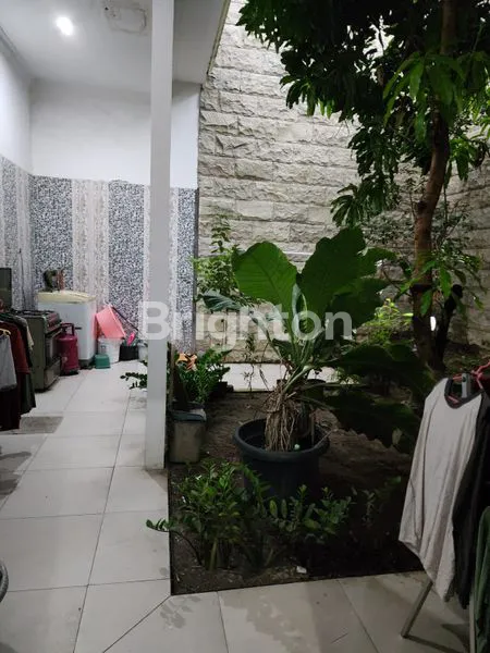 image HUNIAN MEWAH SURABAYA DALAM CLUSTER ROW JALAN LUAS, KOMPLEK ELIT (7)