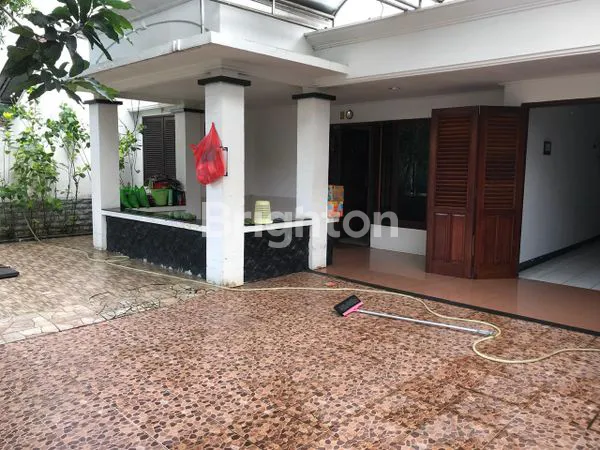 image RUMAH 1.5 LT DI DARMO PERMAI UTARA SURABAYA  (2)