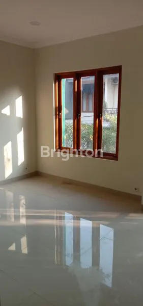 image RUMAH BARU 3 LANTAI CIPUTAT DALAM TOWN HOUSE (5)