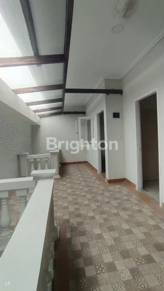 image RUMAH BARU 3 LANTAI CIPUTAT DALAM TOWN HOUSE (8)
