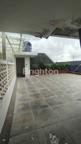 image RUMAH BARU 4 LANTAI ADA ROOF TOP CIPUTAT TANGERANG SELATAN (6)