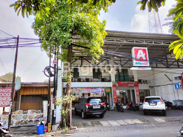 image RUMAH HITUNG TANAH DI NOL JALAN RAYA STRATEGIS, COCOK UNTUK USAHA APAPUN (1)