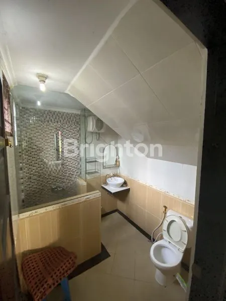 image DIJUAL RUMAH CANTIK TYPE 2 LANTAI DAN SIAP HUNI DI TENGAH KOTA SAMARINDA (5)