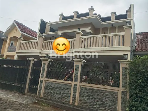 VILLA CANTIK MURAH DI CIPANAS