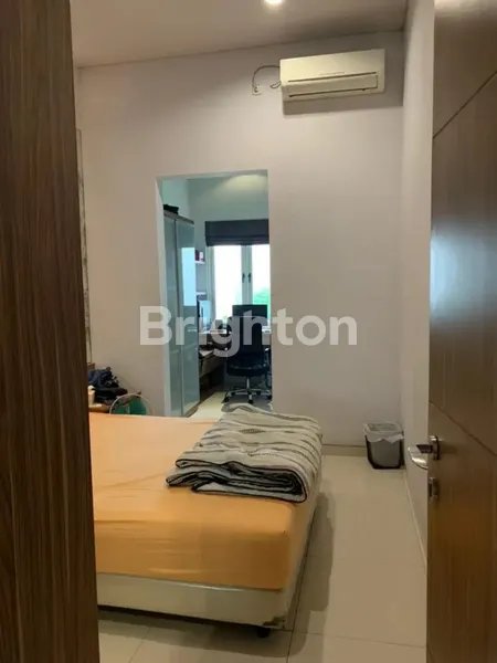 image RUMAH MINIMALIS TERAWAT DI KLAMPIS, DEKAT MERR (2)