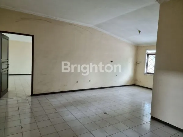 image GUDANG LUAS DI KOTA DEKAT ARAYA NOL JALAN- CUKUP STRATEGIS  KONTRAINER BISA MASUK. (7)