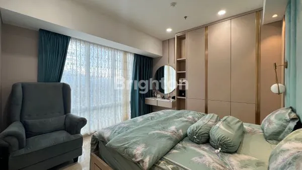 image APARTEMEN  KEREN VIEW PODOMORO MALAM  HARI (2)