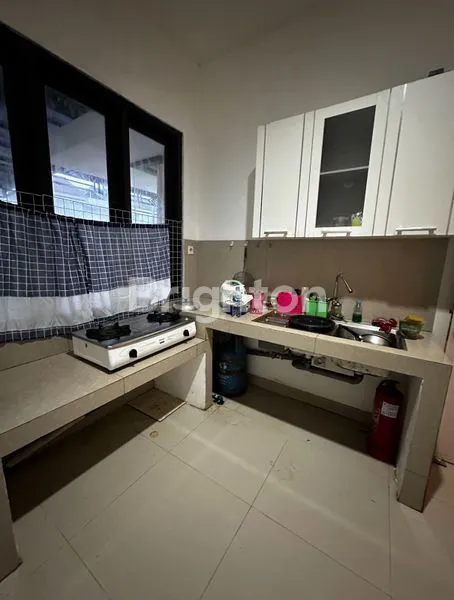 image TIGA KAMAR FULL FURNISH DI CIPUTRA HOMMY COZY (2)