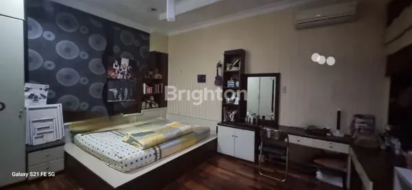 image RUMAH MEWAH DALAM KOMPLEK ELITE (6)