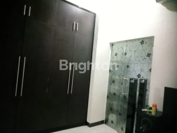 image RUMAH DUA LANTAI BOULEVARD (2)