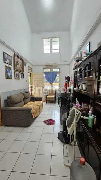 image SIAP HUNI, RUMAH NON FURNISHED MINIM RENOVASI KAWASAN GADING SERPONG, SEKTOR, TANGERANG (8)