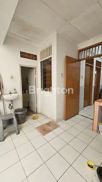 image SIAP HUNI, RUMAH NON FURNISHED MINIM RENOVASI KAWASAN GADING SERPONG, SEKTOR, TANGERANG (5)